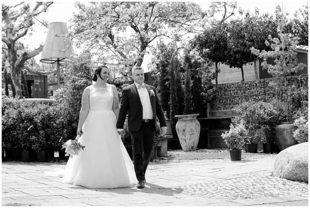 Hochzeitspaar Kupka Garten Anja Fellerhoff